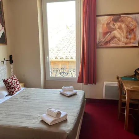 Hotel Le Colbert Avignone